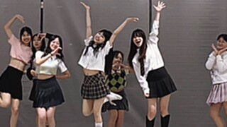 【Ditto】Retro filter and campus style are 100% compatible | Good friends should dance happily togethe