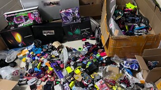 假面骑士福袋开箱！元旦送假面骑士腰带！