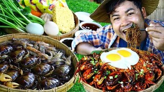 Cooking Crispy Crab with Shrimp n Noodle Egg - fried Crispy craps noodle eating Delicious