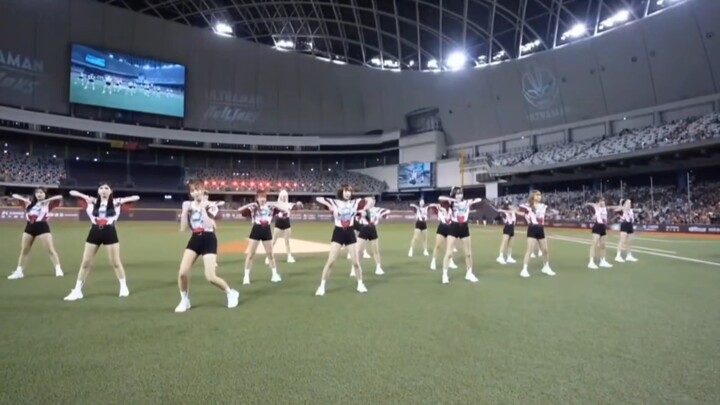 《Chứng Nhân Của Jiede》do Uni Girls mang đến