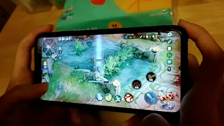 أنا لأول مرة ألعب ملك المعارك!!!