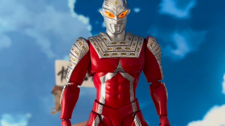 จอแสดงผล Saiwen X Ultraman ที่ปรับแต่งเอง