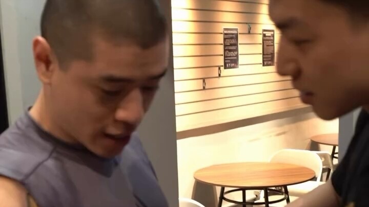 Đàn ông thẳng thắn chúng tôi là thế đấy!