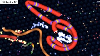 Slither.io Hacker Tiny Snake vs Giant Troll Snakes Epic Slitherio Gameplay (1) 2