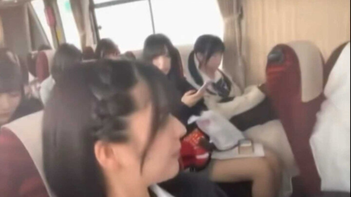 Ném tôi vào đi. Dù tôi có hét thế nào, cũng đừng cứu tôi.