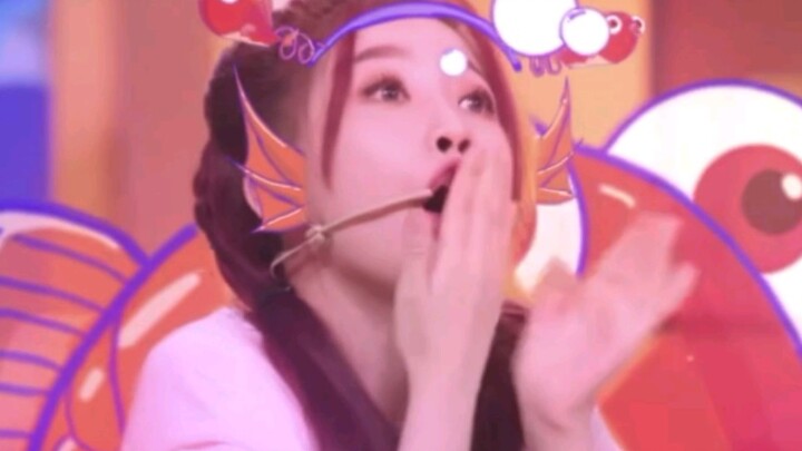 [หยู ชูซิน] มาดูกันว่าเสี่ยวหยูจะชนะเกมได้อย่างไรโดยไม่ต้องทำอะไรเลย