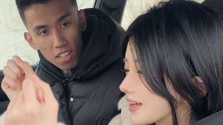 Cuối cùng đã lái V8 rồi, hihi