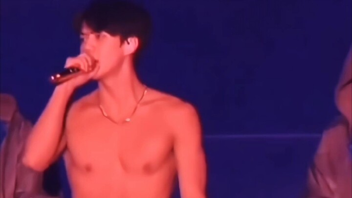 Trời sập rồi, đã có Ngô Thế Huân đỡ rồi!