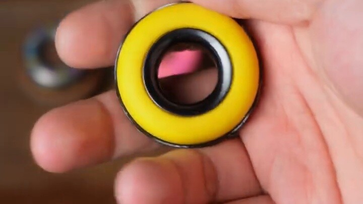 A brand new EDC decompression toy! It's a donut! A must-have for tough guys~