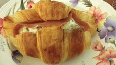 Wholemeal Croissant: Healthy & Delicious Treat! #Croissant #Baking #HealthySnacks