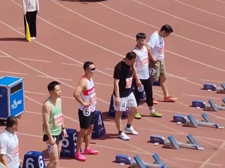 At the Beijing Sport University Sports Meet, Wu Zhiqiang powerfully clinched first place in the facu