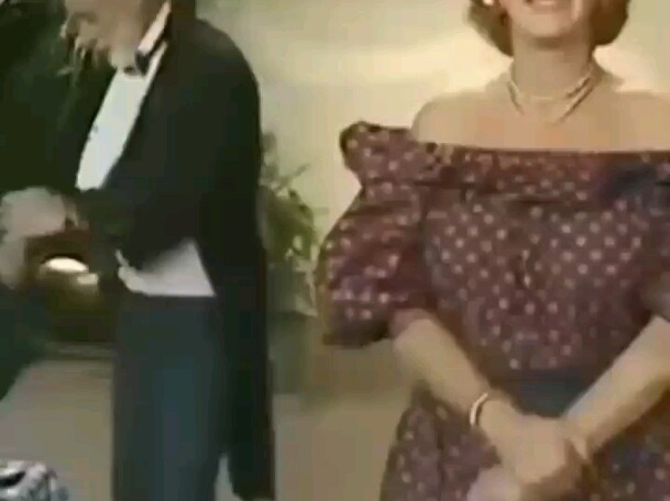 พนักงานเสิร์ฟจากหลากหลายประเทศ