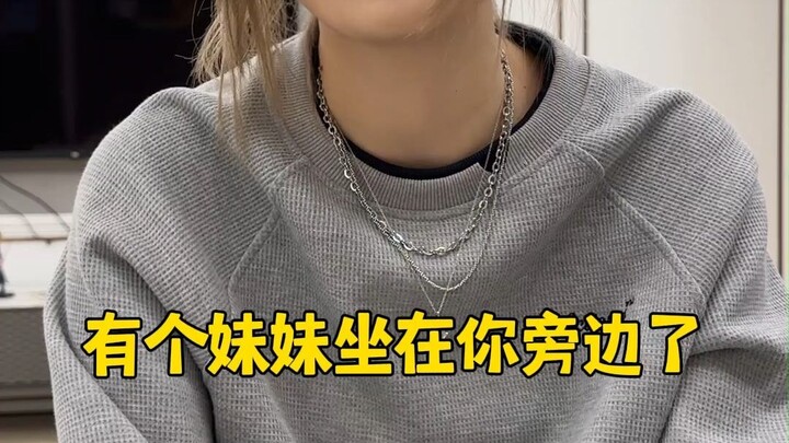 Bạn hãy ra ngoài một chuyến đi.