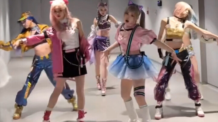 Red Peace Elite Backstage