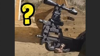 يصر المعجبون على أن هذا السلاح المجرد تم تعديله بواسطة صديقتي ...
