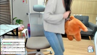 이딴게 트월킹？ AlertUninterestedPoultryEagleEye uROgKzm7OZdxGcEn
