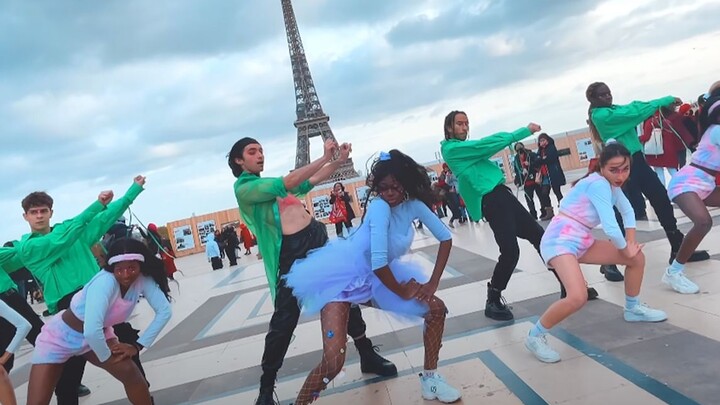 Rombongan tari Prancis teratas, "PING PONG" Hyuna & Kim Xiaozhong menari di bawah Menara Eiffel mani