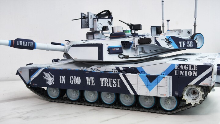 恒龙M1A2碧蓝航线痛车
