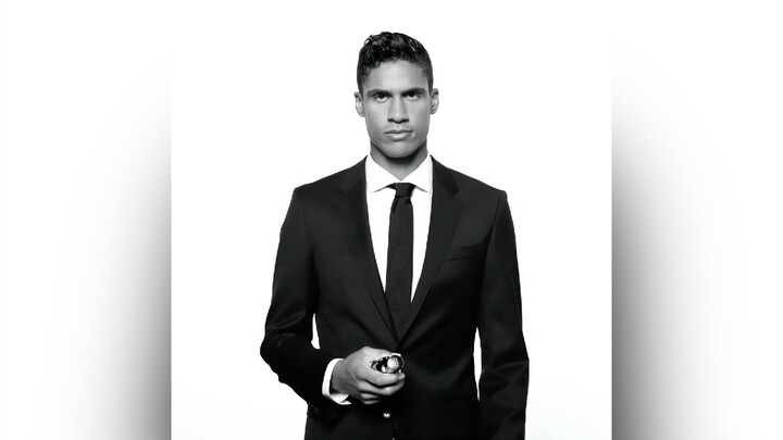 Unite in the SuitChallenge! Join me, show your soccer skills and pass to your friends!     BOSSBott