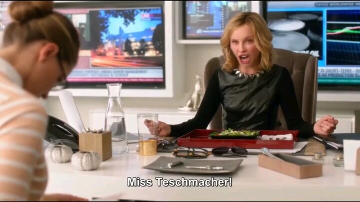 Lex Luthor (Superman 1 – 1978) & Cat Grant (Supergirl – 2016) yelling Miss Teschmacher