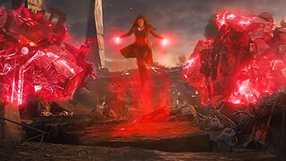 Cảm giác bị áp bức từ Scarlet Witch, dùng tay xé nát Thanos, hủy diệt Illuminati, cùng xem lại những