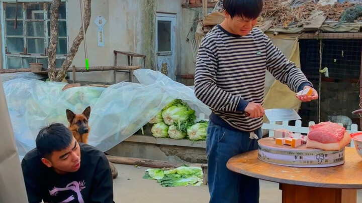 Thịt kho tàu mọng nước, cắn một miếng là đã thấy mãn nguyện!