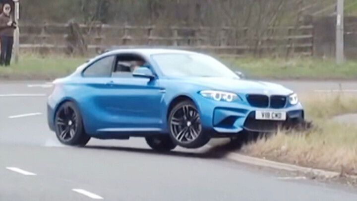 Analysis of Popular Online Accidents: As soon as it rains, things never stay small...