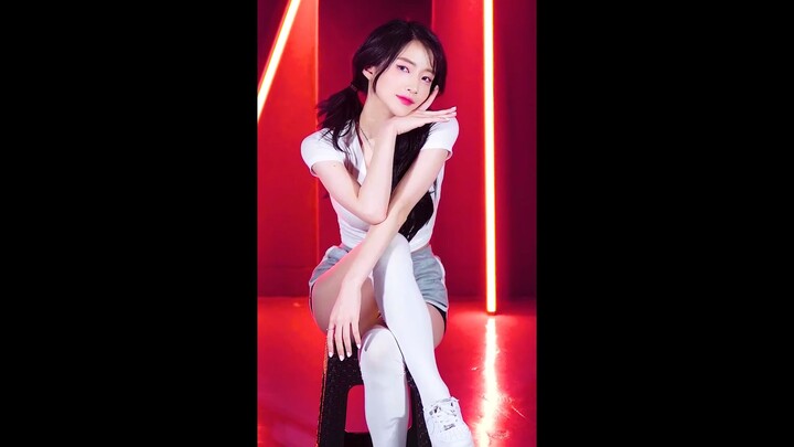 [Vertical Screen] Unlocked at the age of 20 (Brave Girls) - Rollin' Dancer: CLOCK SeoYoung Sally Xu 