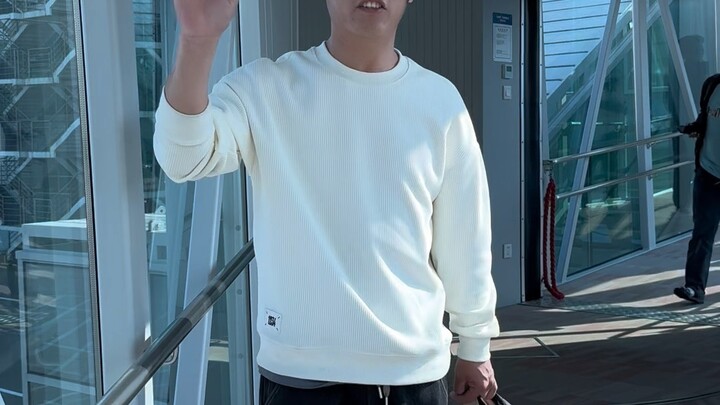 Baru turun dari pesawat hari ini, besok aku akan buka lapak bikin pancake isi untuk kalian semua. Te