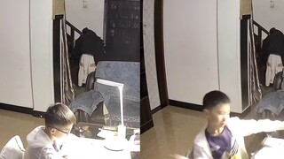 男孩做题突然抡手自扇耳光，监控后父亲自责懊悔：平常压力给太大