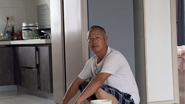 完了误会大了...