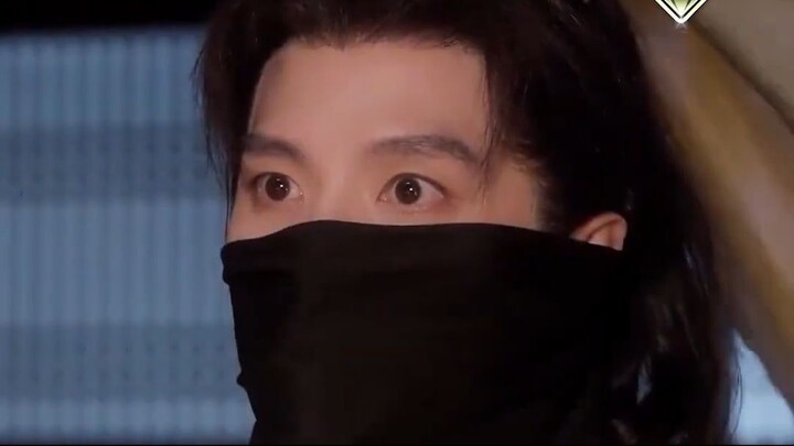 หนุ่มซื่อบื้อดวงเฮงเพิ่งทะลุมิติ ก็ใช้ท่านี้ “ดูแล” จักรพรรดินีที่กำลังอาบน้ำ