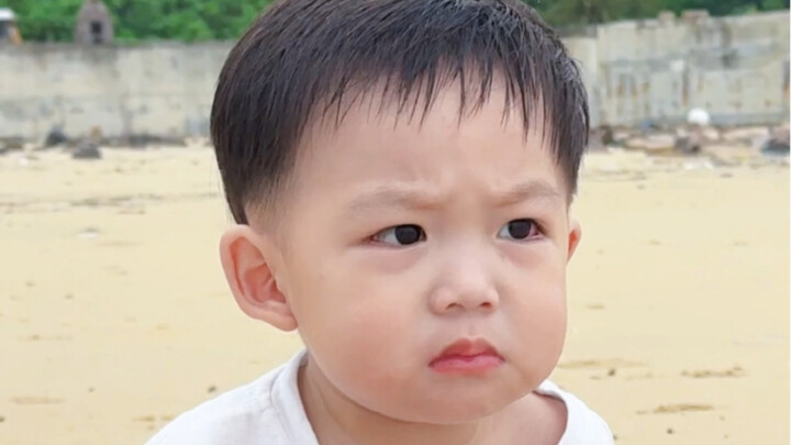 ทริปเที่ยวทะเลครั้งนี้ดูเหมือนจะไม่ค่อยสนุกเลย!!