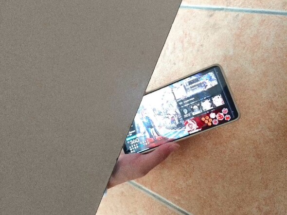 Từ giờ trở đi tôi sẽ không dám chơi Kiếm Võng trong toilet nữa rồi!