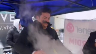 夜晚越黑暗，星星就越明亮