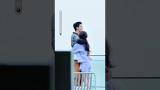 Hug on the rooftop#amidstasnowstormoflove #wulei #zhaojinmai