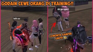 PRANK TRAINING!! | GODAIN CEWE ORANG DI TRAINING😎 PAWANG TANTE TRAINING BERAKSI🤙