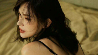 卧槽！果然美女都是自带滤镜的！感觉她和其他人不是一个画风！！