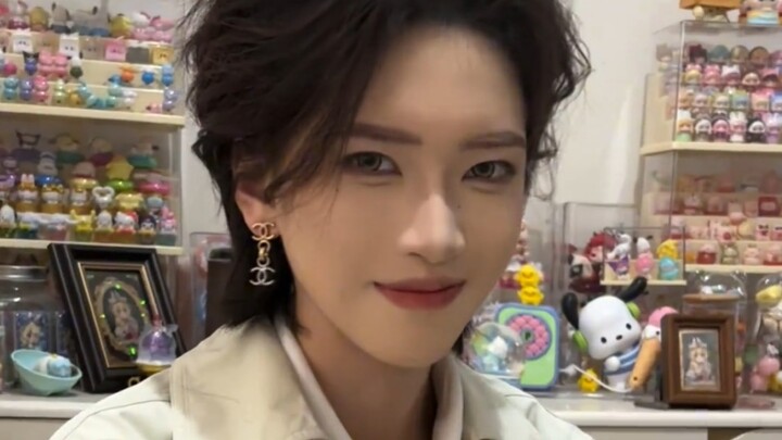 โอ้โห คือยูริ