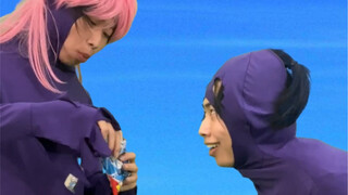 แกะและบะหมี่กรอบ