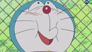 Ekspresi aneh Doraemon