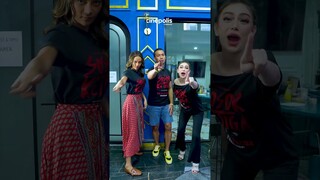 Seperti Apa Aksi Celine Evangelista, Erika Carlina, & Samuel Rizal Di Sosok Ketiga? 👀🍿🎬 #shorts