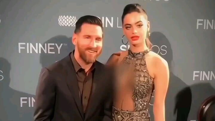 Supermodel yang Mengubah Messi Jadi Penambang Emas