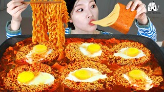 ASMR MUKBANG| 직접 만든 불닭짬뽕면 통스팸 먹방 & 레시피 FRIED SPAM AND FIRE NOODLES EATING