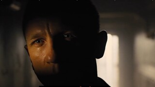 Jepretan film bertekstur tinggi oleh fotografer ulung Roger Deakins!