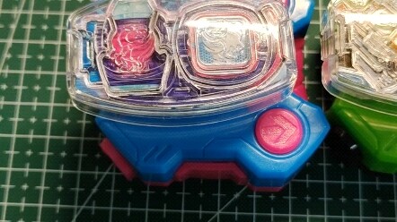 Sumbu merah, sumbu coklat, sumbu Bandai?