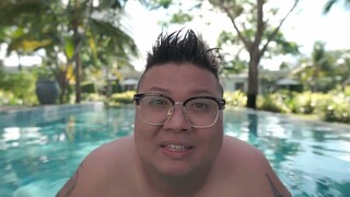 BUỔI SÁNG BÊN HỒ BƠI