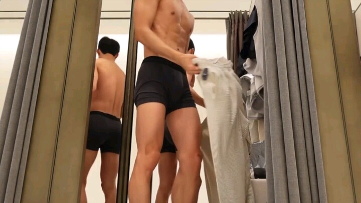 วิดีโอพาเที่ยวของหนุ่มหล่อ