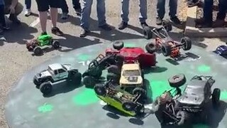 นี่แหละคือการแข่งรถที่ผู้ชายควรเล่น... คุณเดาถูกไหมว่าใครจะเป็นผู้ชนะในท้ายที่สุด?