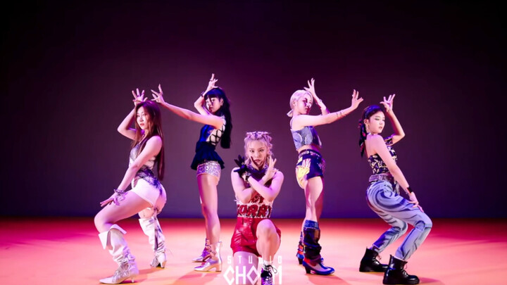 【NOT SHY but the accompaniment is delayed】